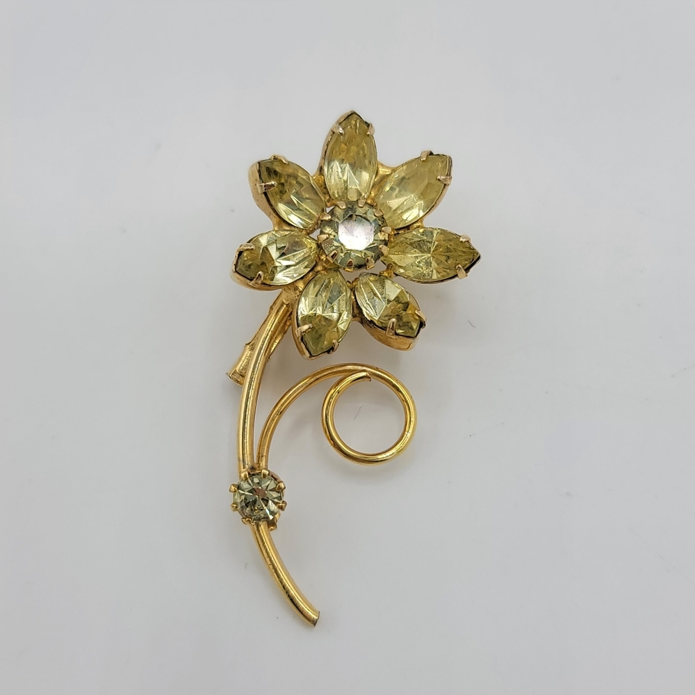 Flower Brooch Yellow Marquise Navette Rhinestones Scroll Swirl Floral Vintage